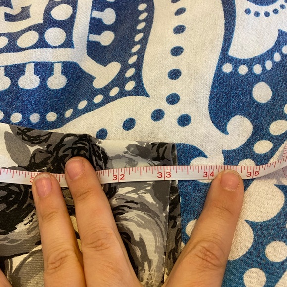 BEAUTIFUL TORRID BACKLESS HALTER DRESS GRAY BLACK WHITE FLORAL PRINT SIZE 18 GUC - Picture 10 of 16